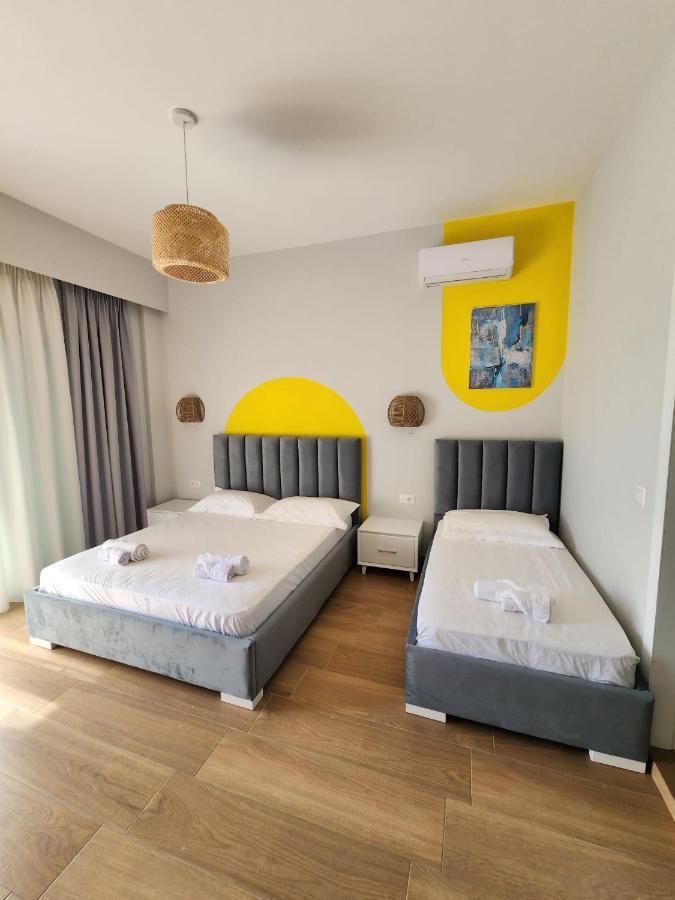 Memories Apartments Sarande Luaran gambar