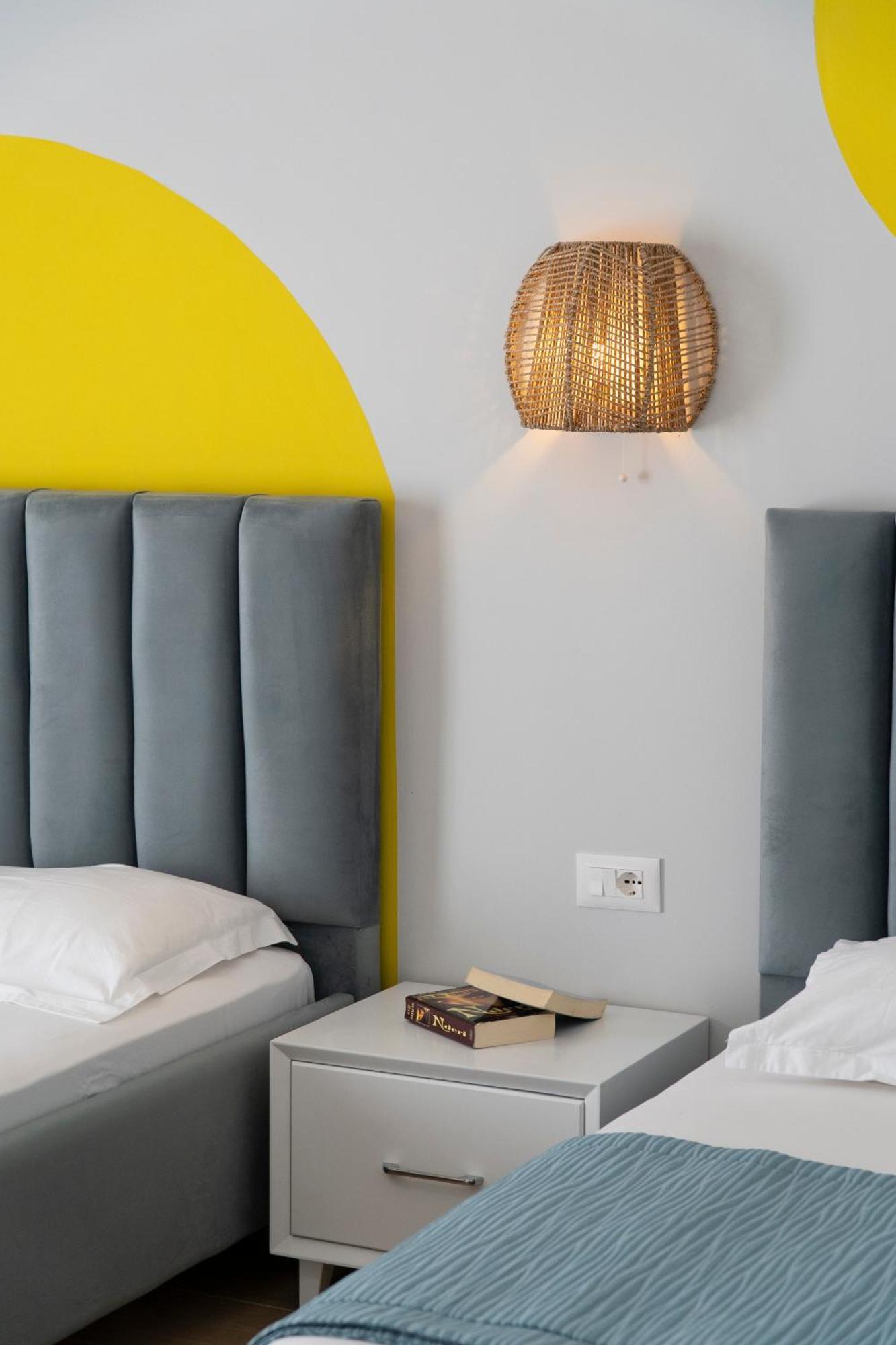 Memories Apartments Sarande Luaran gambar
